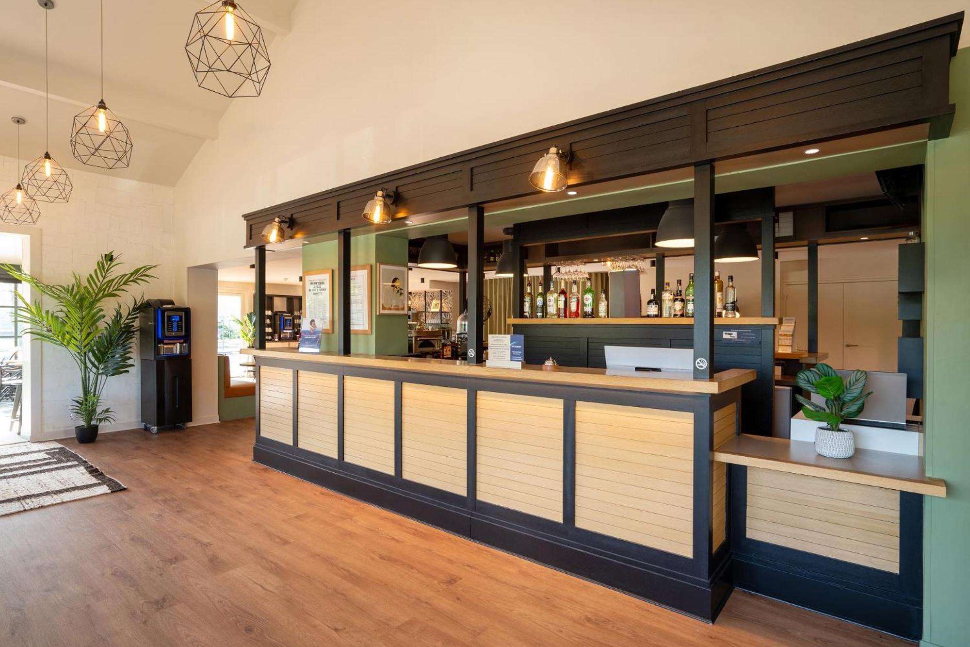 Best Western Bourgoin Jallieu Eksteriør bilde